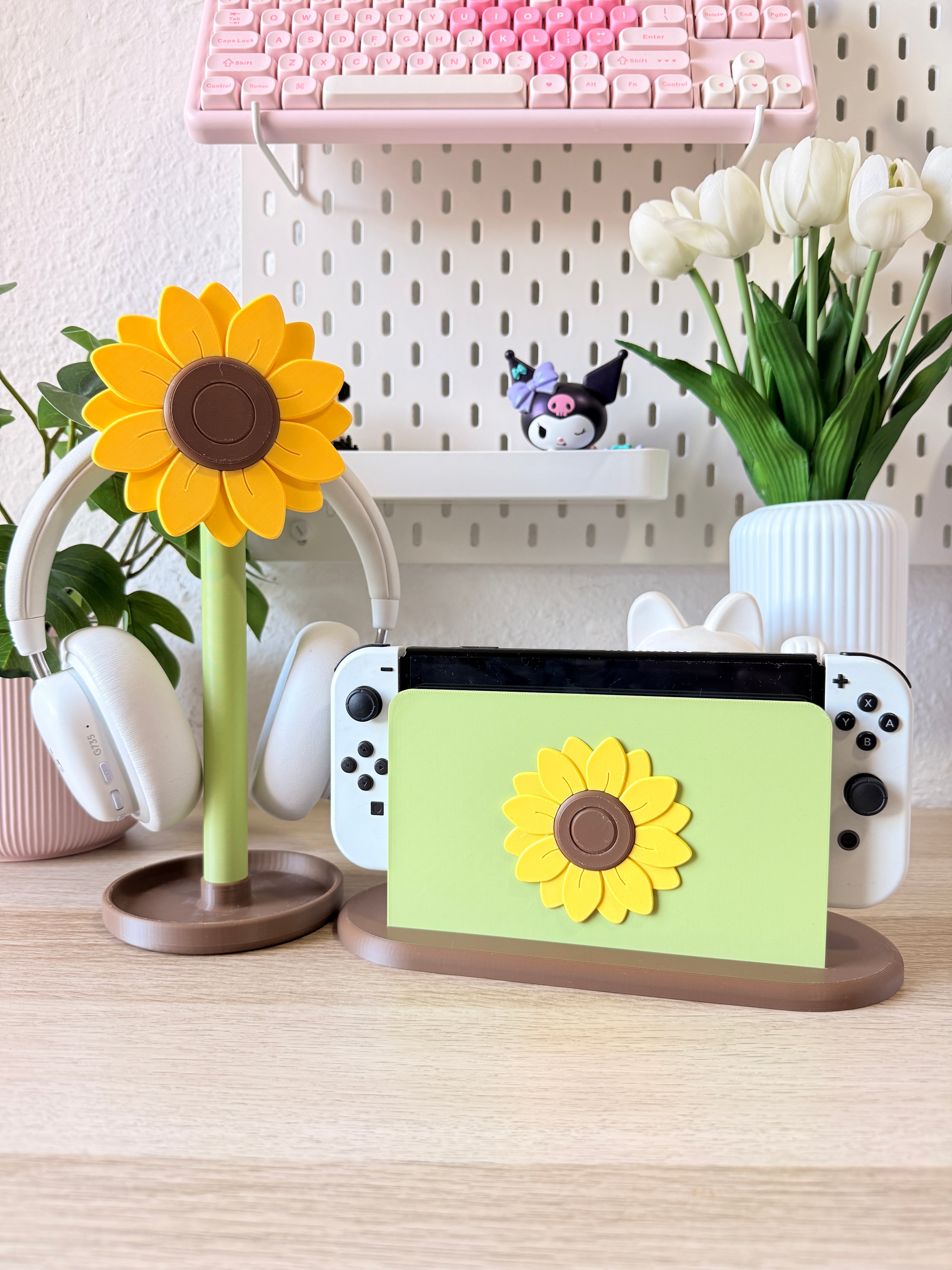 Sunflower - Headset Stand